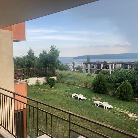 The View Apartment Варна Екстериор снимка